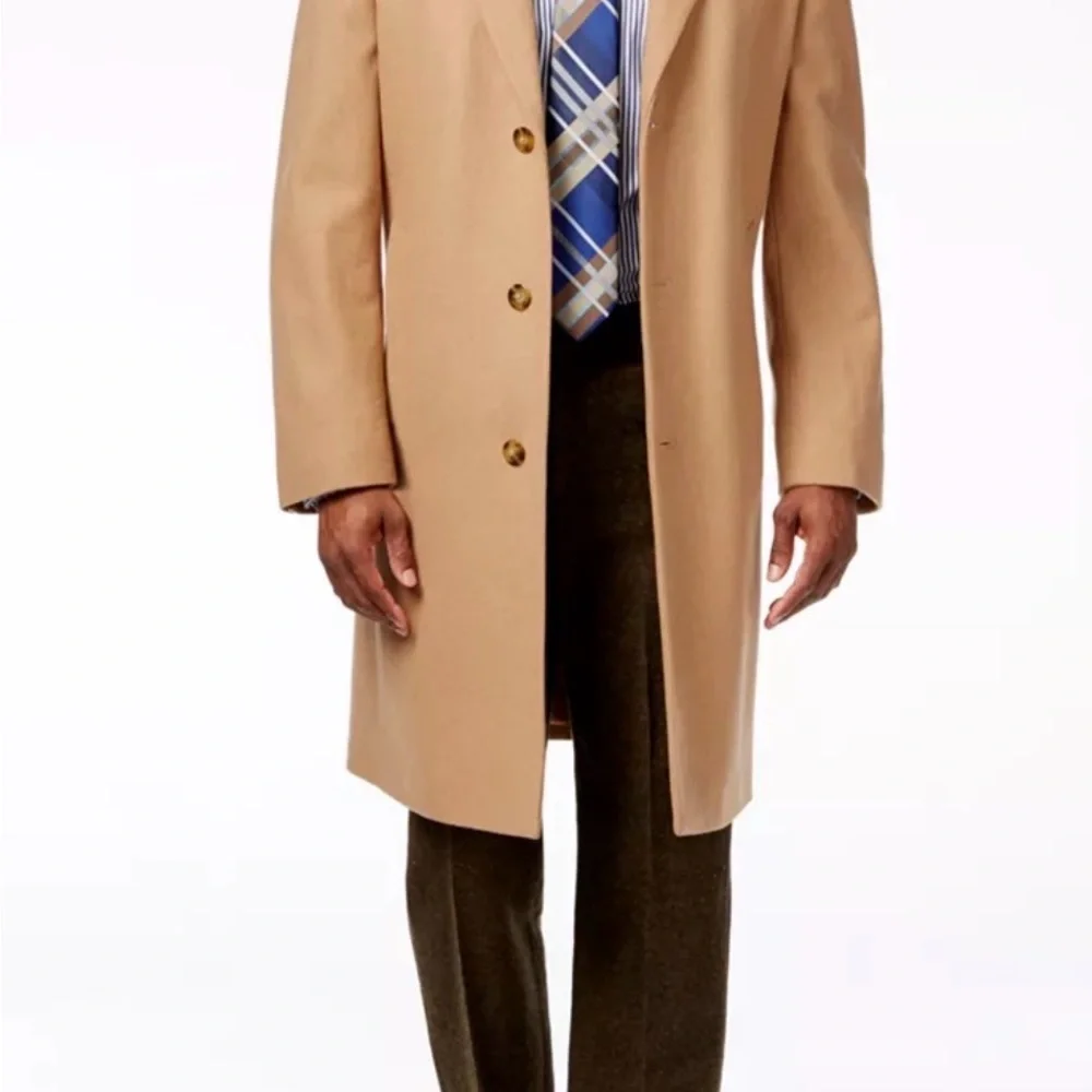 London Fog Wool Blend overcoat in Camel- 40r - Picture 4 of 4
